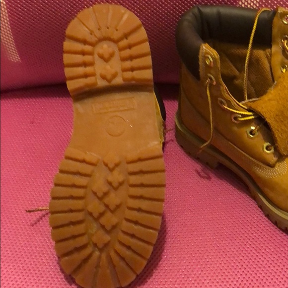 Timberlands - Picture 4 of 7